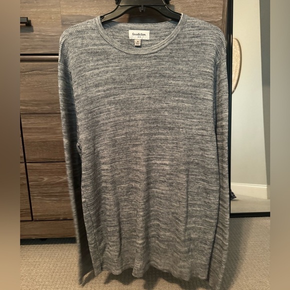Men’s size medium like new grey heathered sweater - Picture 1 of 4
